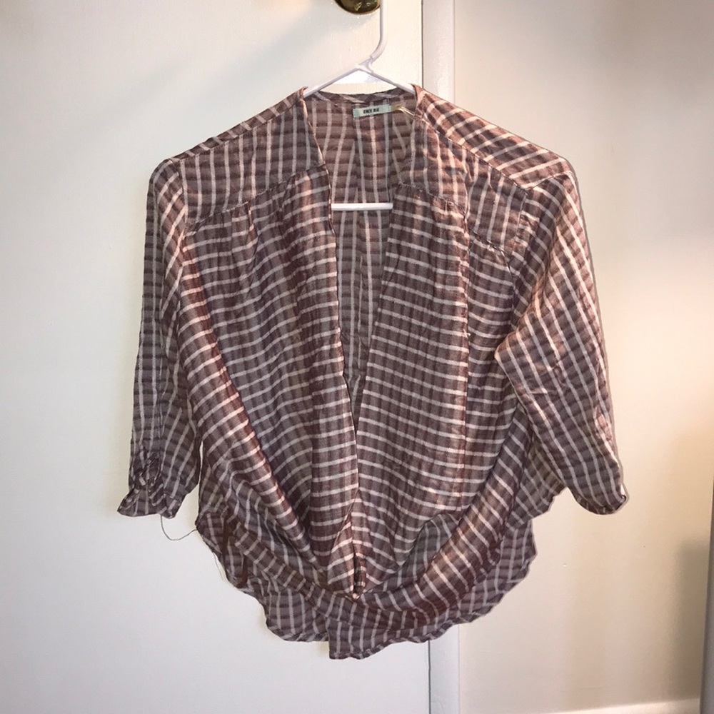 Urban outfitter top price not negotiable - Picture 1 of 2